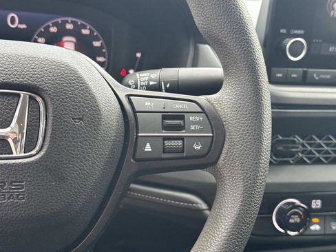 Used 2023 Honda Accord LX image 30