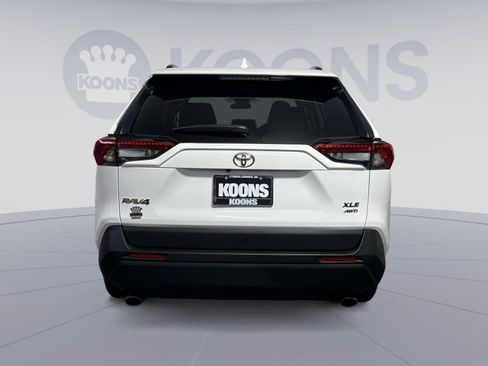 Used 2024 Toyota RAV4 XLE image 5