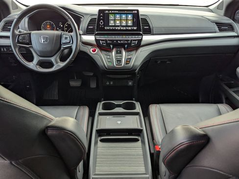 Used 2025 Honda Odyssey Sport-L image 16