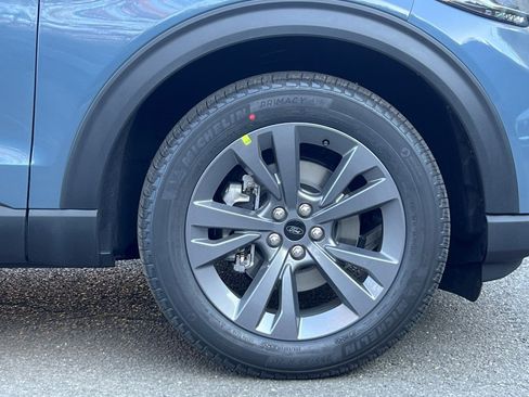 New 2026 Ford Explorer Active w/ Active Comfort Package image 6