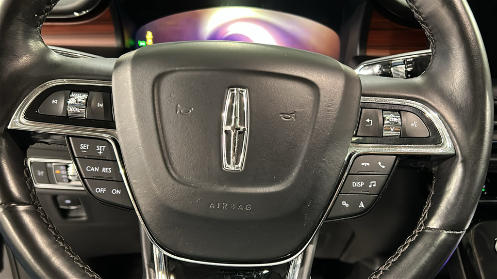 Used 2023 Lincoln Nautilus Reserve AWD/4WD image 12