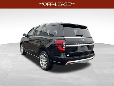 Used 2023 Ford Expedition Platinum image 5