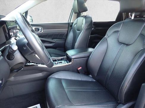 Used 2022 Kia Sorento SX AWD/4WD image 12