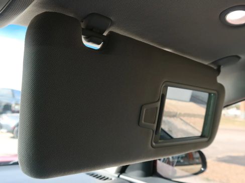 Used 2021 Genesis G70 3.3T image 41