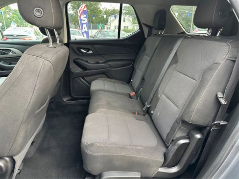 Used 2018 Chevrolet Traverse LS image 10