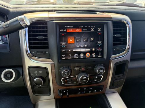 Used 2013 RAM 3500 Laramie AWD/4WD image 16