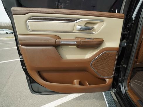 Used 2019 RAM 1500 Laramie image 15