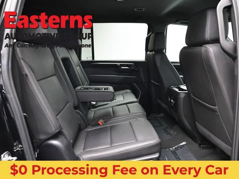 Used 2025 Chevrolet Suburban Z71 AWD/4WD image 25