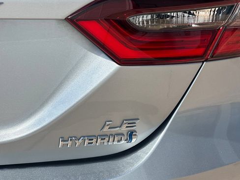 Certified 2022 Toyota Camry LE FWD image 31