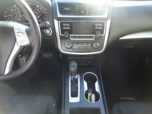 Used 2018 Nissan Altima 2.5 S w/ S Convenience Package image 8