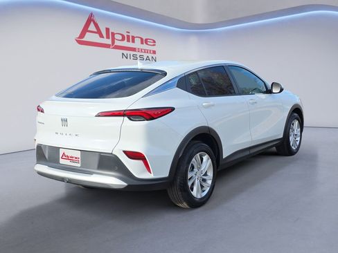 Used 2024 Buick Envista Preferred w/ Advanced Safety Package image 5