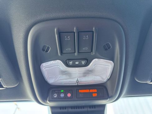 New 2026 Chevrolet Colorado ZR2 w/ Technology Package AWD/4WD image 38