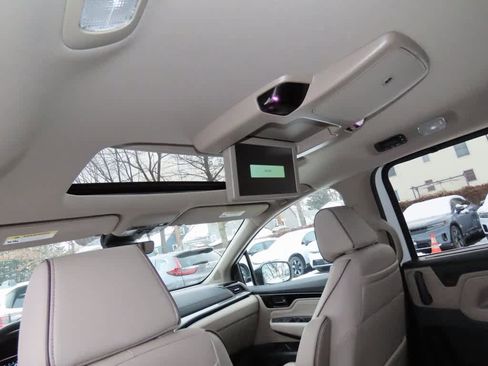 Certified 2023 Honda Odyssey Elite image 17