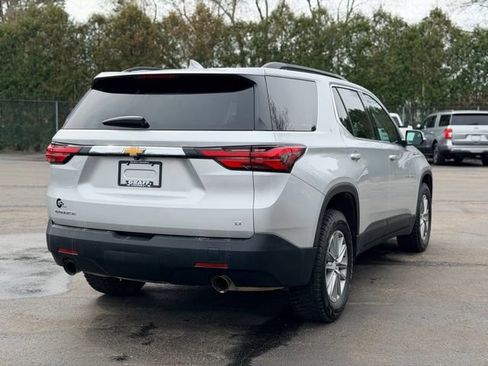 Used 2022 Chevrolet Traverse LT FWD image 5