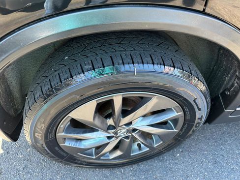 Used 2016 Nissan Rogue SL AWD/4WD image 31