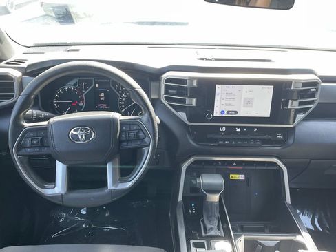 Used 2025 Toyota Tundra SR5 w/ SR5 Convenience Package AWD/4WD image 18
