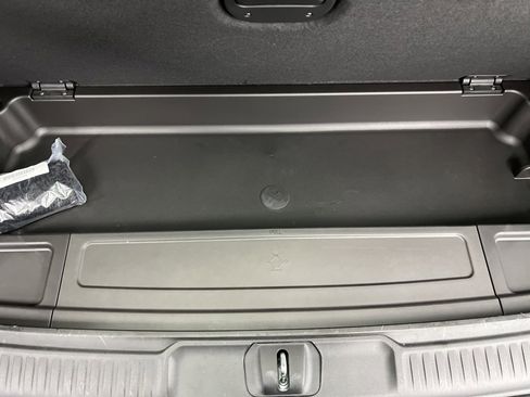 Used 2025 Jeep Wagoneer 4WD w/ Convenience Group I image 12