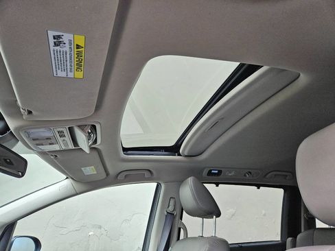 Used 2014 Honda Odyssey EX-L image 10