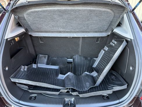 Used 2021 Chevrolet Trax LT w/ LT Convenience Package image 16