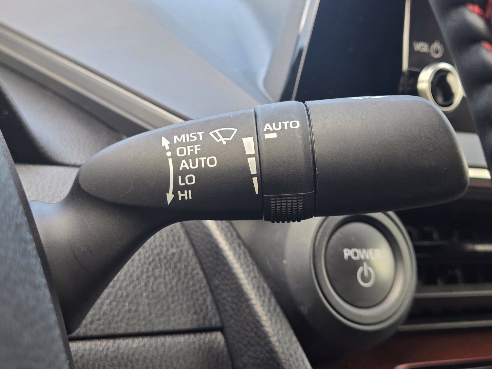 Used 2026 Toyota Prius Plug-In Hybrid FWD image 25