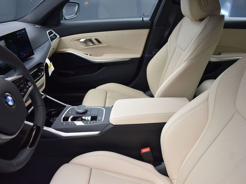 New 2026 BMW 330i Sedan w/ Convenience Package image 13