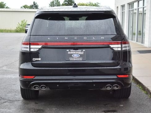 Used 2025 Lincoln Aviator Reserve w/ Equipment Group 201A AWD/4WD image 11