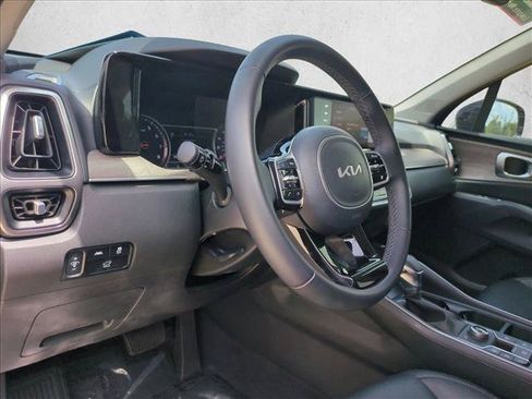 Used 2023 Kia Sorento X-Line EX AWD/4WD image 10