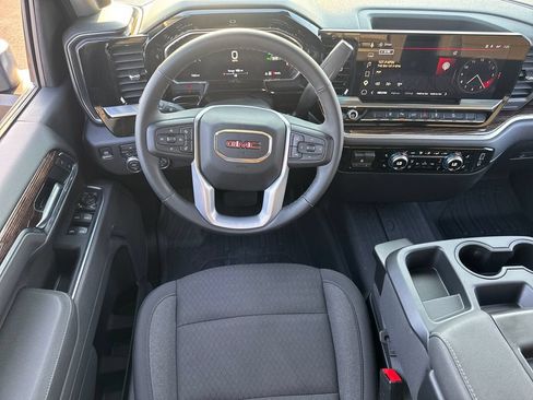 Used 2026 GMC Sierra 2500 SLE w/ SLE Value Package; AWD/4WD image 15