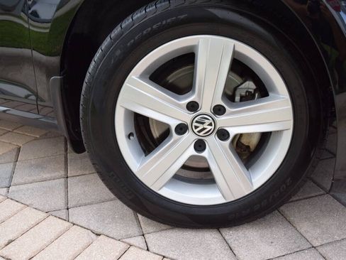 Used 2015 Volkswagen Golf TDI S FWD image 87