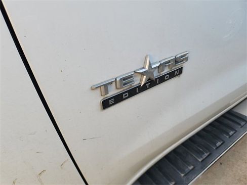 Used 2024 Chevrolet Silverado 1500 LT RWD image 10
