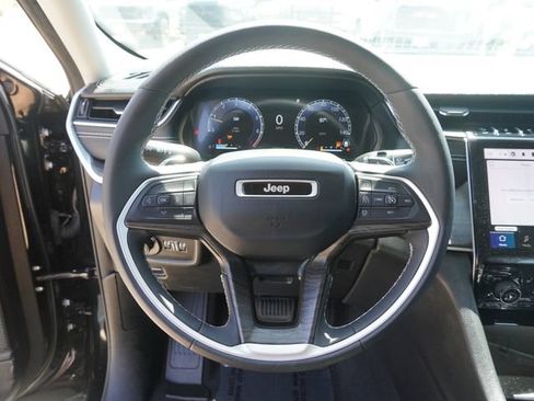 Certified 2024 Jeep Grand Cherokee Limited RWD image 28