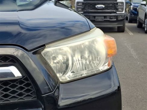 Used 2013 Toyota 4Runner SR5 image 29