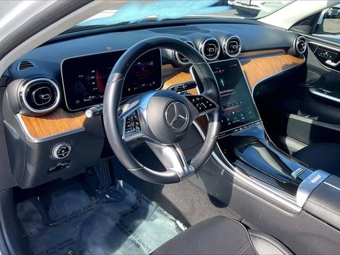 Used 2022 Mercedes-Benz C 300 Sedan image 11
