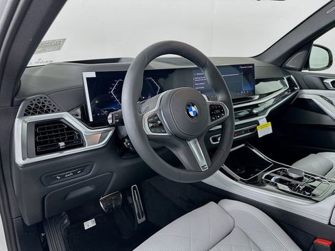 New 2026 BMW X5 xDrive40i w/ M Sport Package image 9