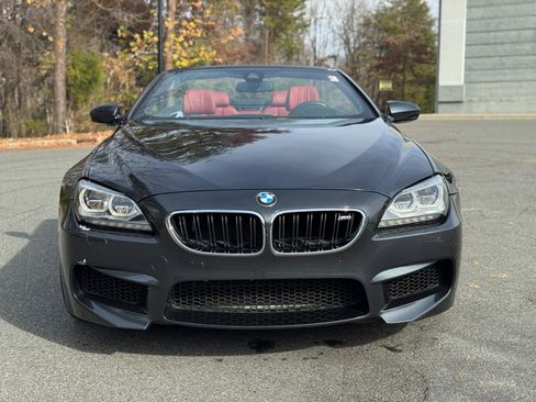Used 2015 BMW M6 Convertible image 2