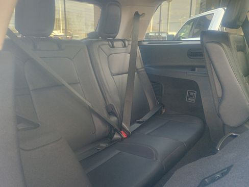 Used 2021 Lincoln Aviator Reserve w/ Equipment Group 201A image 15