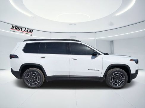 New 2026 Jeep Cherokee Overland AWD/4WD image 2