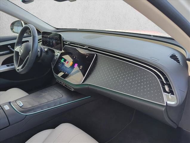 Used 2024 Mercedes-Benz E 350 4MATIC Sedan image 23