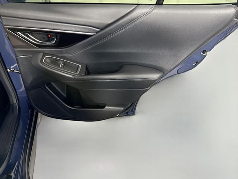 Used 2023 Subaru Outback Limited image 28