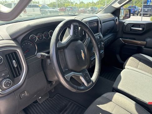 Used 2019 Chevrolet Silverado 1500 LT w/ All-Star Edition image 9