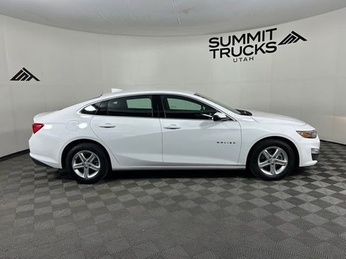Used 2024 Chevrolet Malibu LT FWD image 15