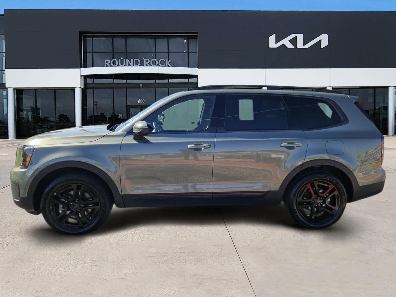 Used 2025 Kia Telluride EX X-Line AWD/4WD image 4
