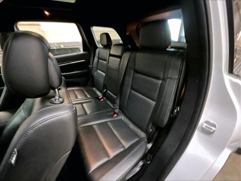 Used 2021 Jeep Grand Cherokee Limited w/ Luxury Group II AWD/4WD image 28