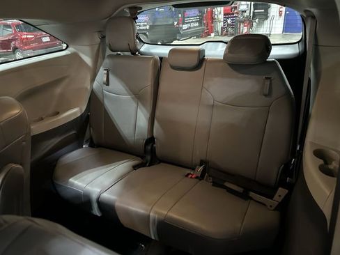 Used 2023 Toyota Sienna XLE image 29