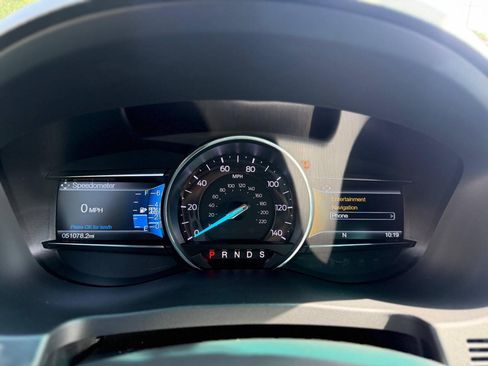 Used 2016 Ford Explorer XLT w/ Equipment Group 202A AWD/4WD image 22