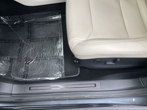 Used 2017 Tesla Model X 75D image 14