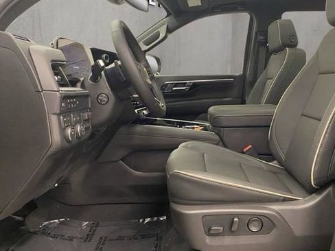 New 2026 Chevrolet Tahoe Premier w/ Sun And Tow Package AWD/4WD image 18