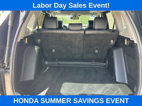 Used 2017 Honda CR-V Touring image 10