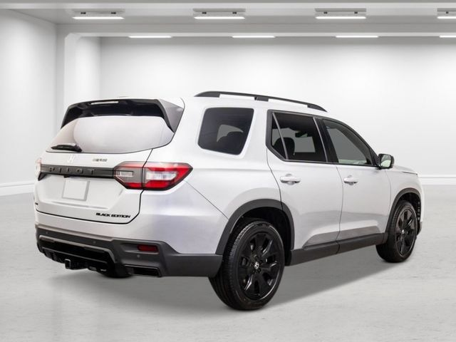 New 2026 Honda Pilot Black Edition image 3