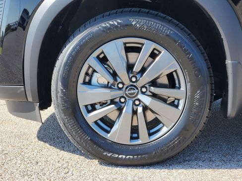 New 2026 Nissan Pathfinder SV FWD image 7